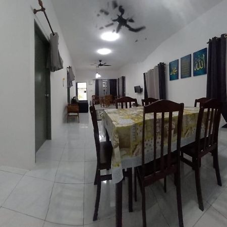 Homestay D'Mama Ifor Muslimi Tanjong Malim Ngoại thất bức ảnh